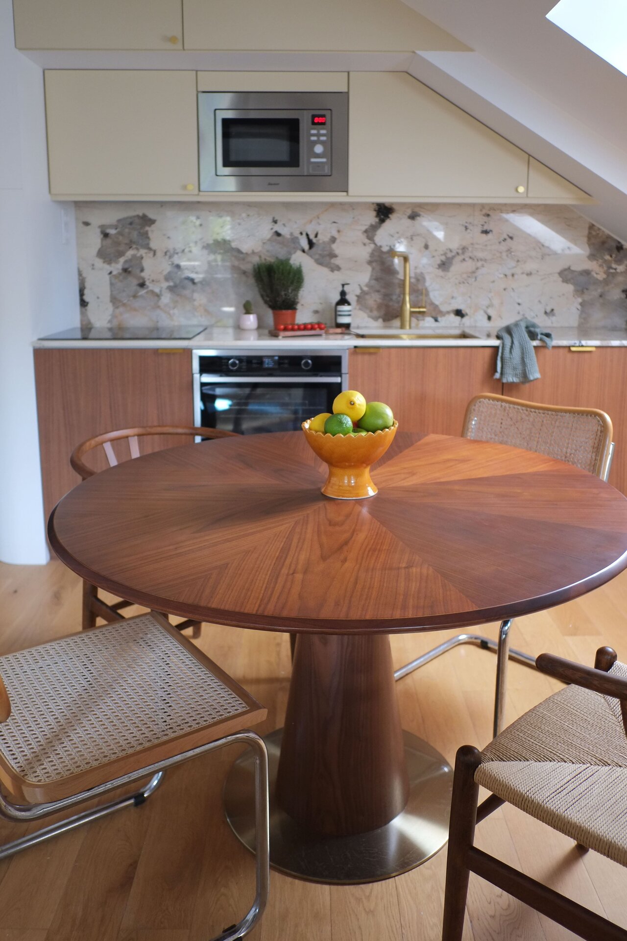 Cozinha Mansarda - Mesa